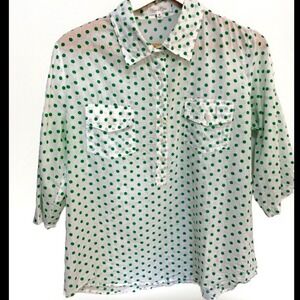 Lightweight casual Women's green and white cotton polkadot blouse size medium